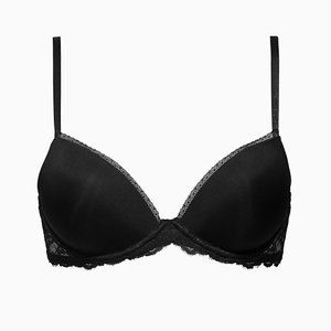 Calvin Klein 32A Seductive Comfort bra